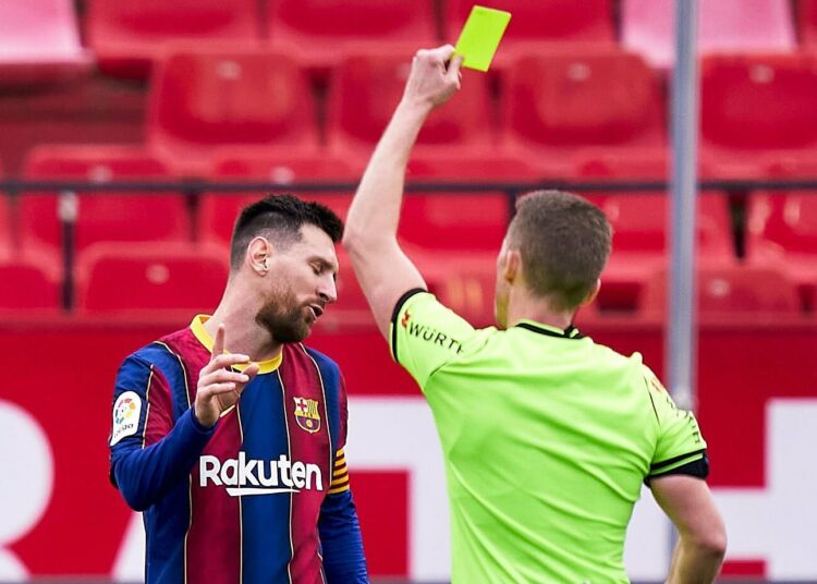 Luật Xóa Thẻ Vàng Trong Bóng Đá Là Gì? Cập Nhật Mới Nhất